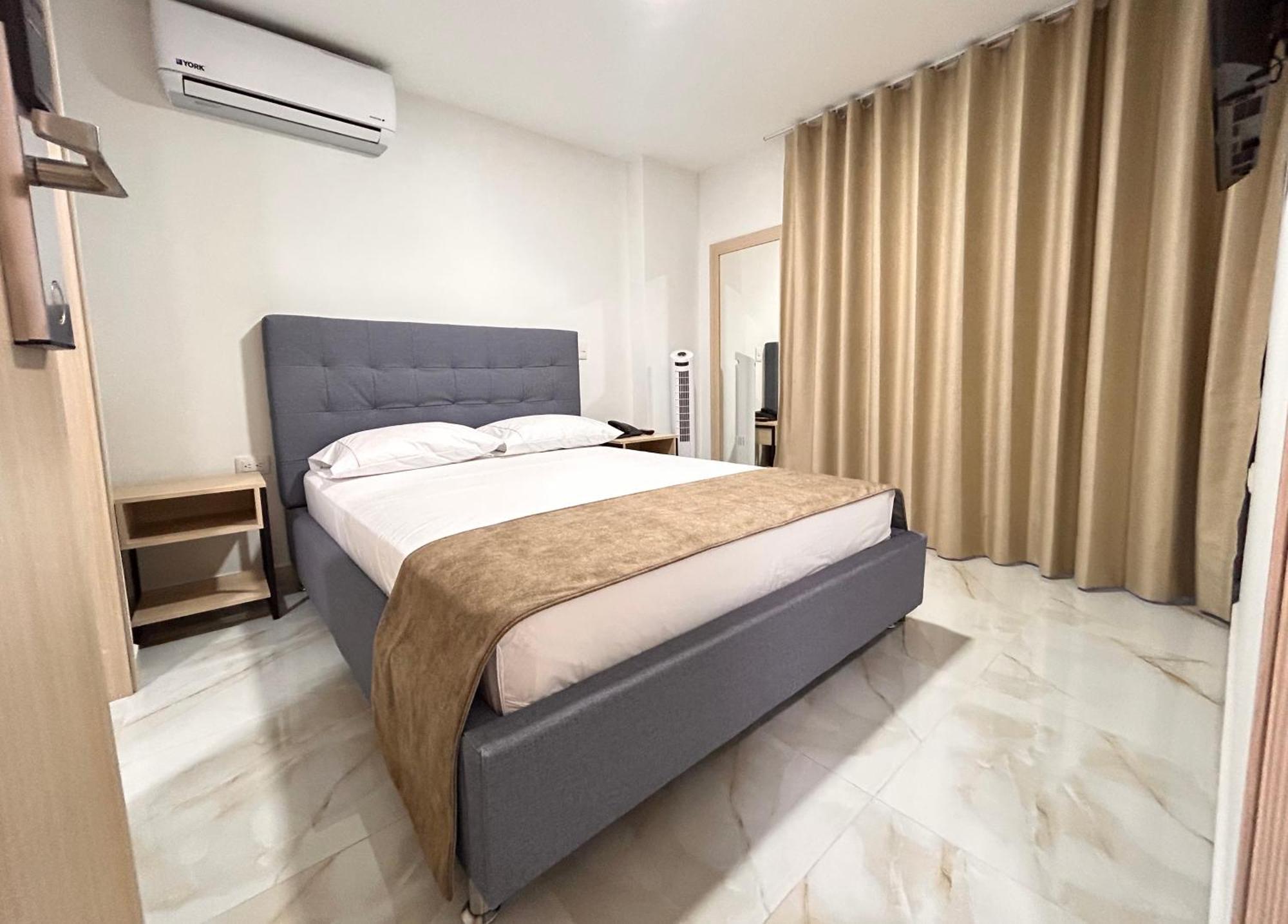 Hotel Plaza Mayor Itagüí Zewnętrze zdjęcie